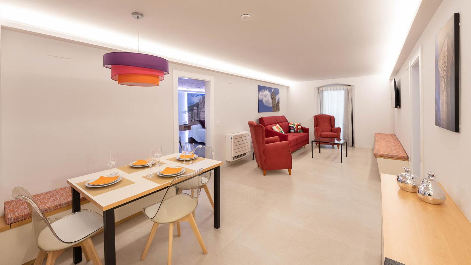 C&C Apartments Figueres  Zewnętrze zdjęcie